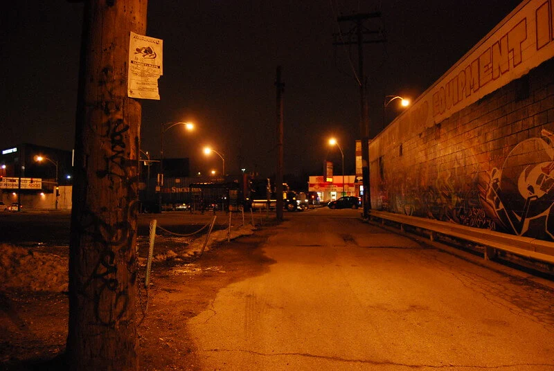 Chicago neighborhood at night